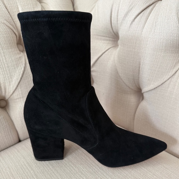 STUART WEITZMAN 75 BLOCK STRETCH BOOTIE - Picture 2 of 2